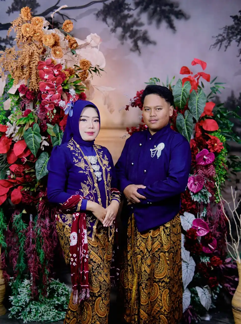 Tari Erland Gallery